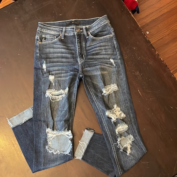 KanCan Distressed Jeans - Picture 7 of 7
